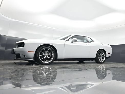 Used 2023 Dodge Challenger GT RWD image 41