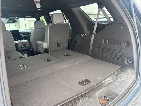 Used 2025 GMC Yukon Elevation w/ LPO, Floor Liner Package image 6