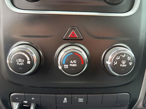 Used 2019 RAM 1500 Tradesman w/ Chrome Plus Package AWD/4WD image 33