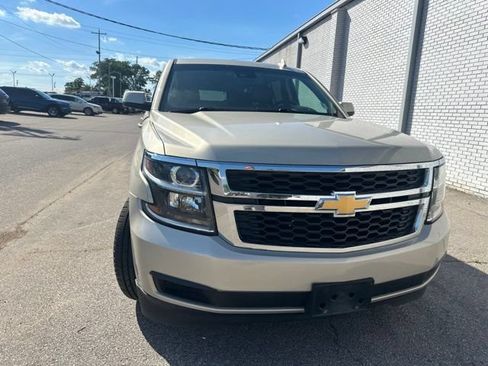 Used 2016 Chevrolet Suburban LT AWD/4WD image 3