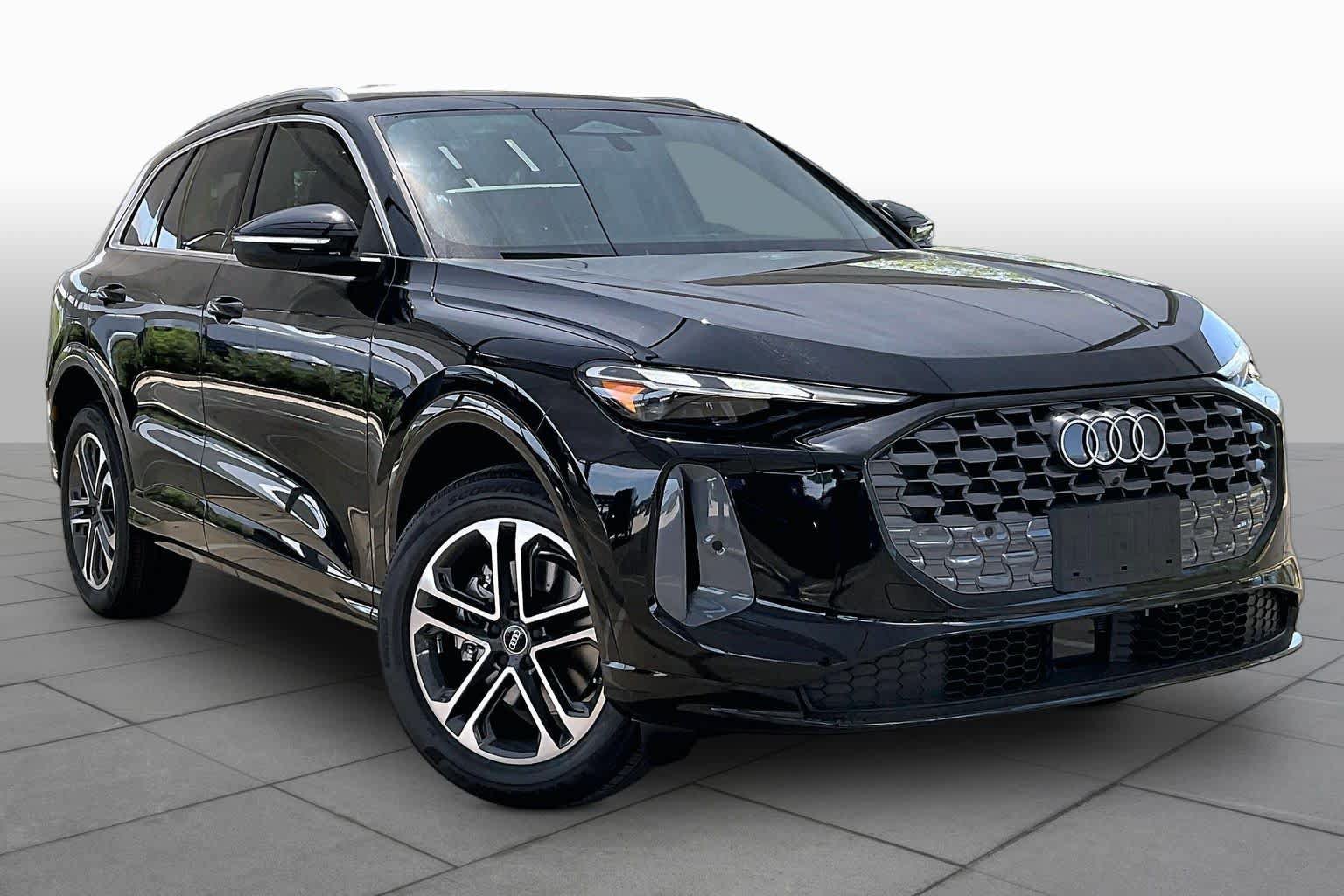 New 2026 Audi Q5 Premium w/ Convenience Package AWD/4WD image 2