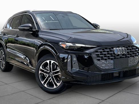 New 2026 Audi Q5 Premium AWD/4WD image 2
