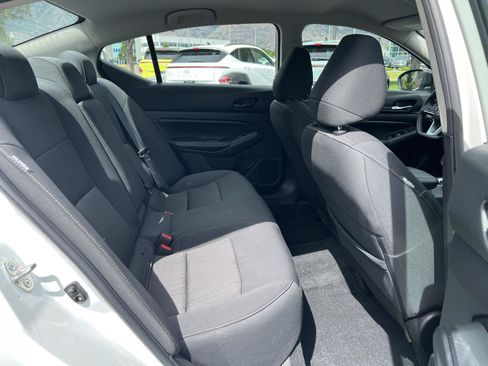 Used 2025 Nissan Altima 2.5 SV AWD/4WD image 25