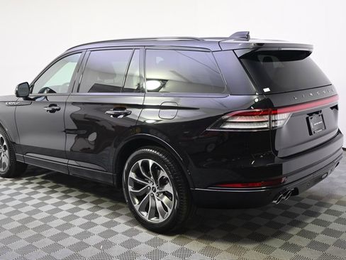 New 2026 Lincoln Aviator AWD w/ Jet Appearance Package image 3