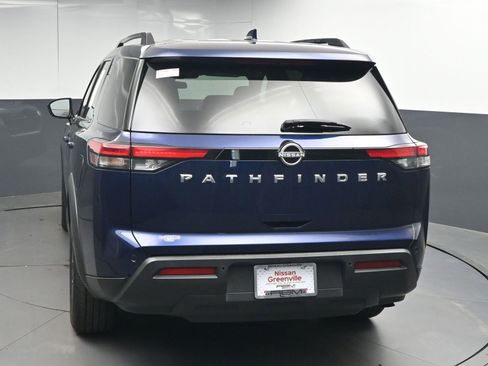 Used 2025 Nissan Pathfinder SV FWD image 6