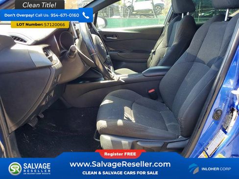 Used 2018 Toyota C-HR XLE FWD image 9