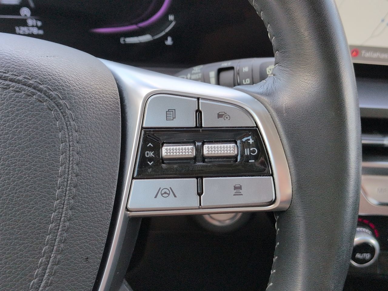 Used 2024 Kia Telluride S w/ S Sunroof Package FWD image 26