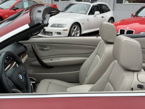 Used 2012 BMW 128i Convertible image 11