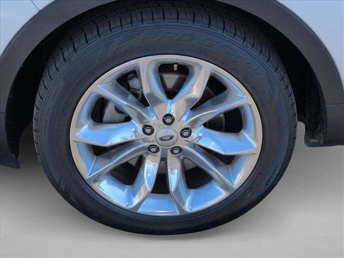 Used 2015 Ford Explorer Limited w/ Equipment Group 301A FWD image 26