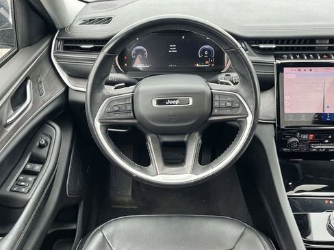 Used 2021 Jeep Grand Cherokee L Limited image 19