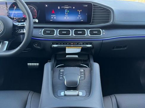 New 2026 Mercedes-Benz GLS 450 4MATIC image 14