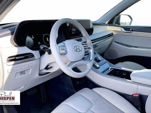 Used 2024 Hyundai Palisade Limited image 13
