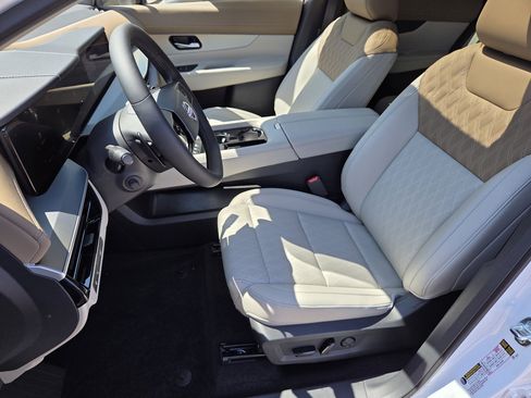 New 2026 Nissan Murano Platinum w/ Cargo Package AWD/4WD image 24