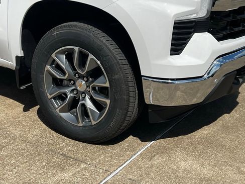 New 2026 Chevrolet Silverado 1500 LT RWD image 9