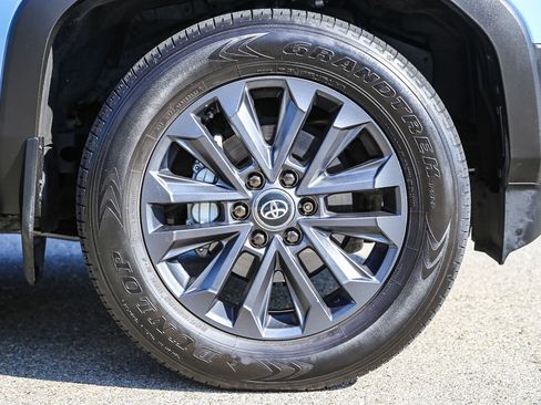 Used 2024 Toyota Land Cruiser w/ Premium Package image 10