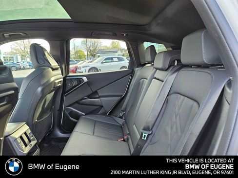 Used 2025 BMW X3 xDrive30 w/ M Sport Package AWD/4WD image 21