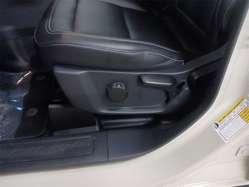 Certified 2025 Ford Bronco Badlands image 16