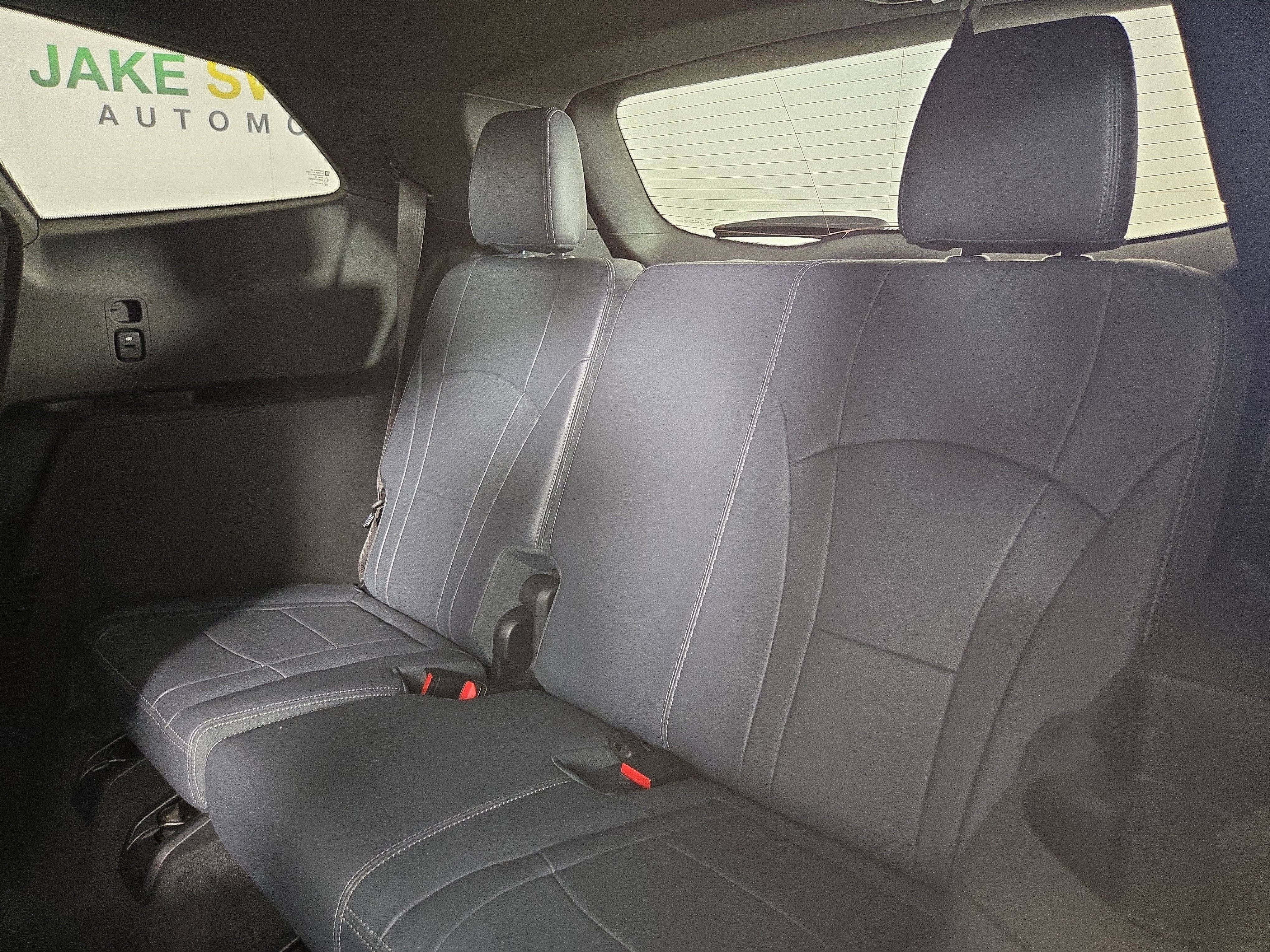 Certified 2024 Buick Enclave Essence w/ Experience Buick Package FWD image 13