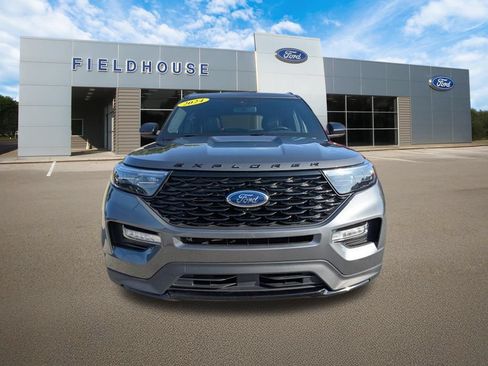 Used 2024 Ford Explorer ST-Line w/ Class IV Trailer Tow Package AWD/4WD image 8