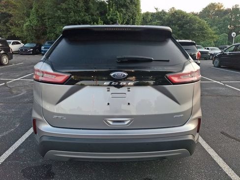 Used 2024 Ford Edge SEL AWD/4WD image 10