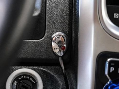 Used 2015 RAM 1500 Express AWD/4WD image 37