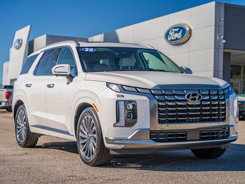 Used 2025 Hyundai Palisade Calligraphy image 1