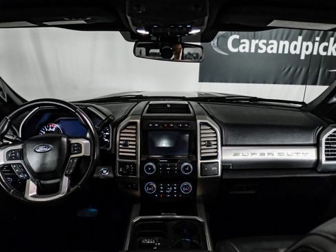 Used 2019 Ford F250 Platinum w/ Platinum Ultimate Package image 9