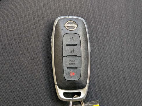 Used 2025 Nissan Sentra SV FWD image 27