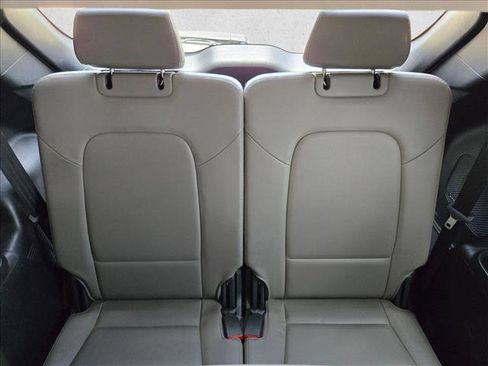 Used 2017 Hyundai Santa Fe FWD image 20