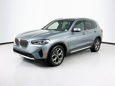 Used 2024 BMW X3 sDrive30i RWD image 3