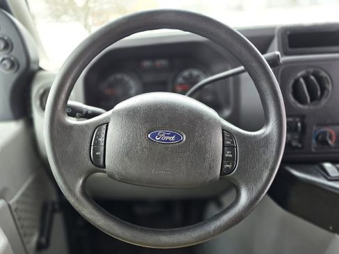 Used 2011 Ford E-450 and Econoline 450 Super Duty w/ Shuttle Bus Prep Pkg image 10