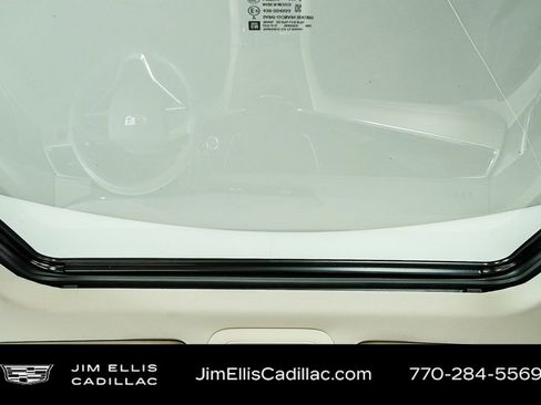 Used 2023 Cadillac XT6 Premium Luxury w/ Technology Package image 23