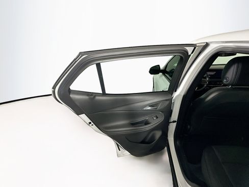 Used 2025 Buick Encore GX Preferred image 26