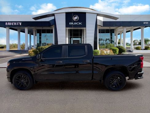 Used 2022 Chevrolet Silverado 1500 Custom RWD image 4