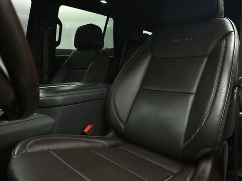 Used 2021 GMC Yukon Denali w/ Denali Premium Package RWD image 54