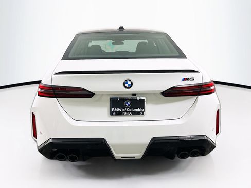 Used 2026 BMW M5 w/ Carbon Package AWD/4WD image 6