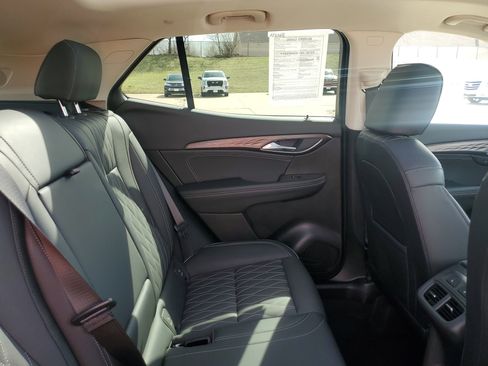 Used 2023 Buick Envision Avenir image 34