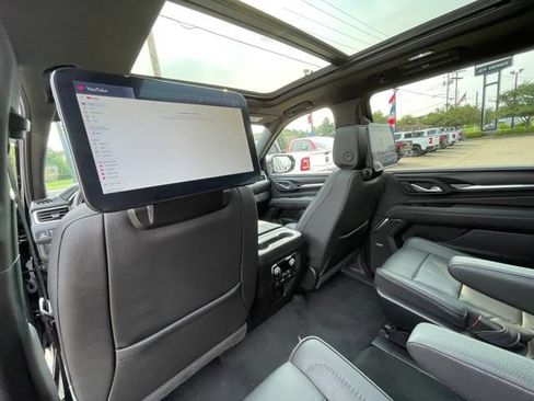 Certified 2024 GMC Yukon XL Denali w/ Advanced Technology Package AWD/4WD image 21