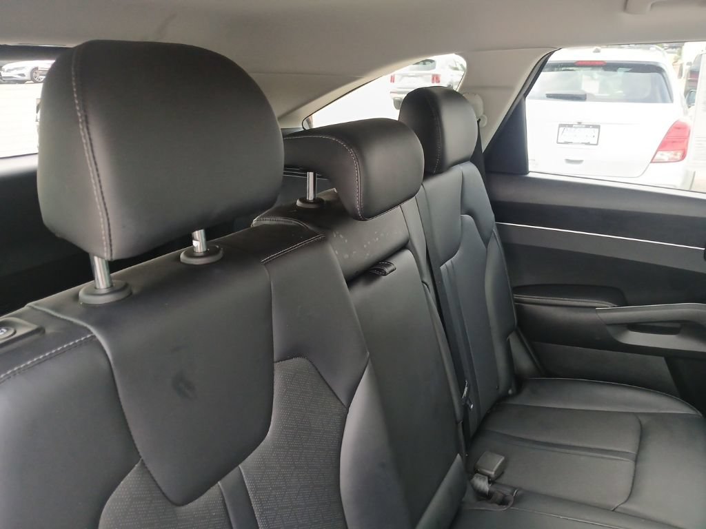 Certified 2021 Kia Sorento S AWD/4WD image 17