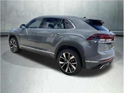 New 2026 Volkswagen Atlas Cross Sport SEL Premium R-Line