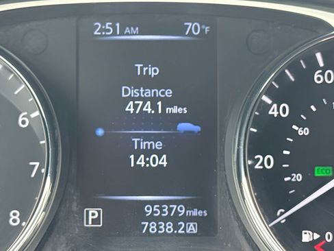 Used 2015 Nissan Rogue SL FWD image 24