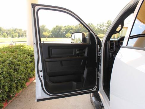 Used 2022 RAM 2500 Tradesman AWD/4WD image 27