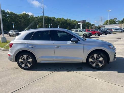 Used 2022 Audi Q5 2.0T Premium Plus w/ Premium Plus Package AWD/4WD image 9