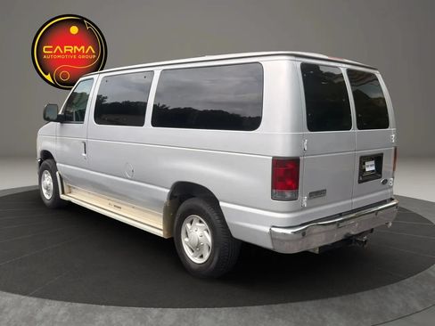 Used 2008 Ford E-350 and Econoline 350 XLT RWD image 3