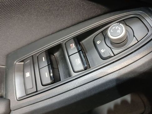 Used 2023 Subaru Crosstrek 2.0i Premium w/ Popular Package #3 image 15