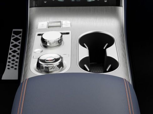 New 2026 Genesis GV70 3.5T Sport Advanced image 25