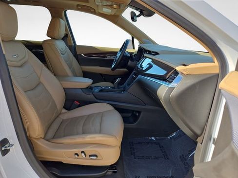 Used 2024 Cadillac XT6 Premium Luxury w/ Platinum Package AWD/4WD image 36