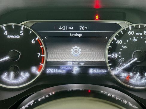 Used 2023 Nissan Rogue SV image 19