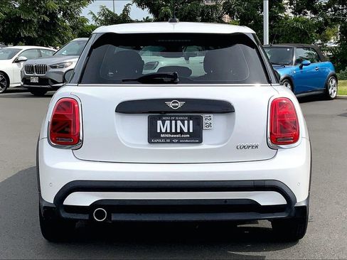 Certified 2024 MINI Cooper 4-Door Hardtop image 5
