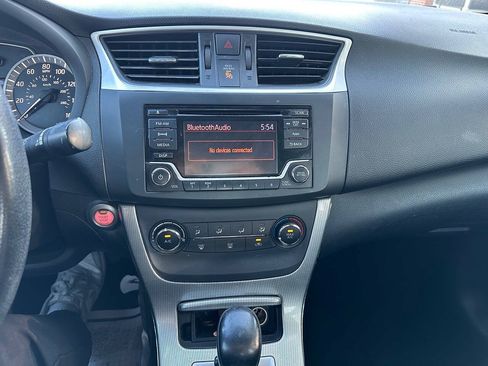 Used 2015 Nissan Sentra SR FWD image 16